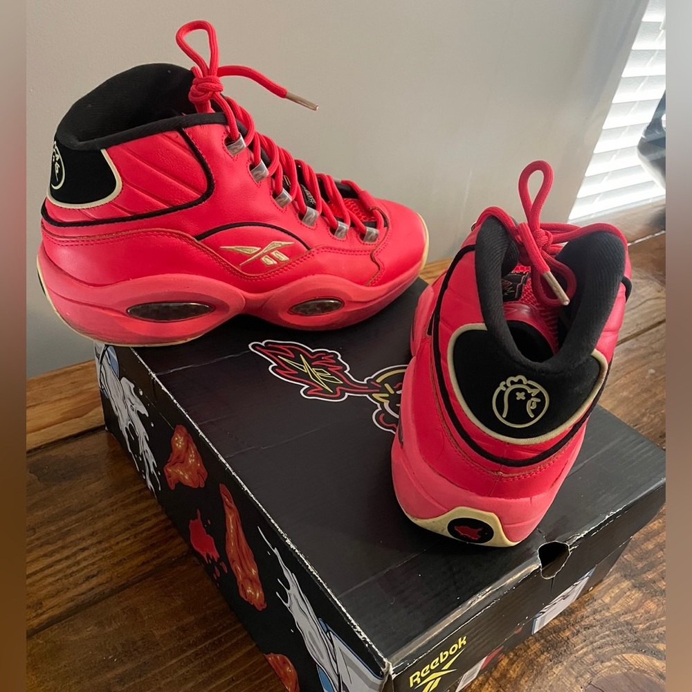 Reebok question mid “hot ones”